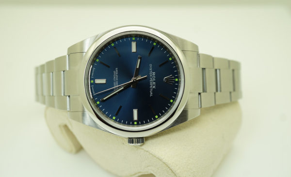Rolex 114300 OYSTER PERPETUAL BLUE DIAL 39MM 2017 COMPLETE SET - Image 9
