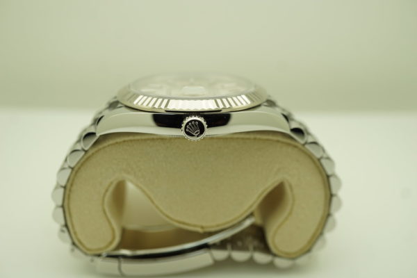Rolex 126334 DATEJUST 41 FLUTED BEZEL SILVER STICK DIAL JUBILEE BAND FULL SET - Image 3