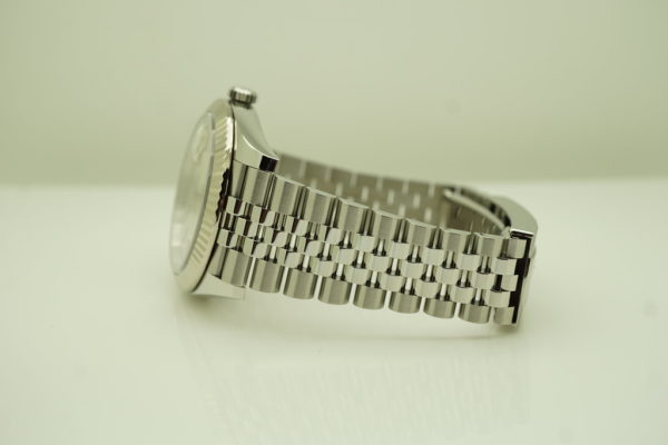 Rolex 126334 DATEJUST 41 FLUTED BEZEL SILVER STICK DIAL JUBILEE BAND FULL SET - Image 5