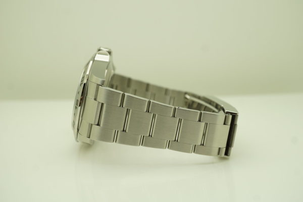 Rolex 226570 EXPLORER 2 POLAR WHITE DIAL 42MM NEW MODEL 2021 WARRANTY FULL SET - Image 5