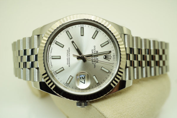 Rolex 126334 DATEJUST 41 FLUTED BEZEL SILVER STICK DIAL JUBILEE BAND FULL SET - Image 9