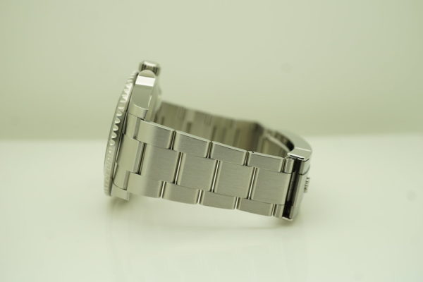Rolex 126610LN SUBMARINER DATE 41MM NEW MODEL 2022 WARRANTY FULL SET - Image 5