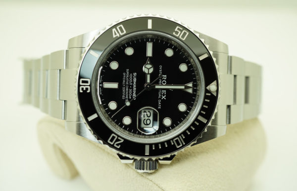 Rolex 126610LN SUBMARINER DATE 41MM NEW MODEL 2022 WARRANTY FULL SET - Image 9