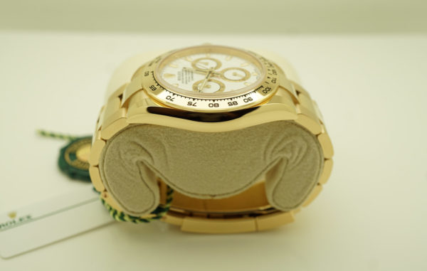 BRAND NEW Rolex 116508 DAYTONA 18K YELLOW GOLD WHITE DIAL 2022 COMPLETE SET - Image 4