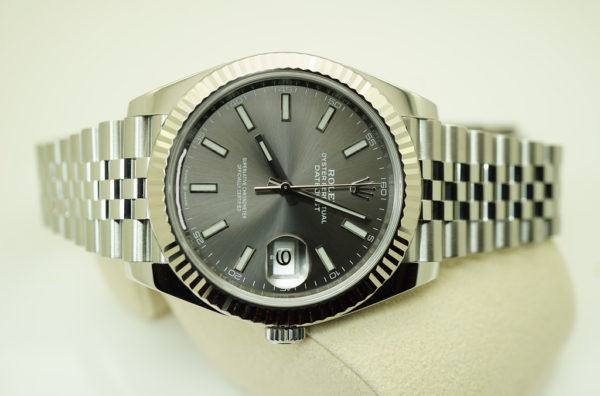 Rolex 126334 DATEJUST 41 FLUTED BEZEL DARK RHODIUM DIAL JUBILEE BAND FULL SET - Image 9