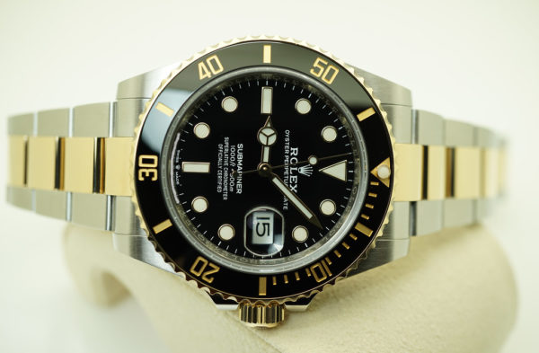 Rolex 126613LN SUBMARINER 18K YG STEEL BLACK DIAL 41MM WARRANTY FULL SET - Image 9
