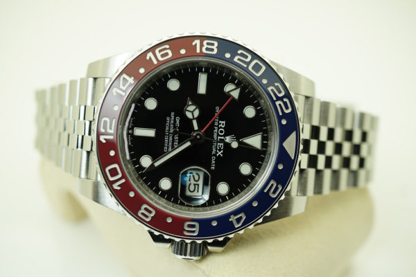 Rolex 126710BLRO PEPSI GMT MASTER II RED BLUE BEZEL JUBILEE 2018 FULL SET - Image 9