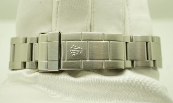 Rolex 16610LV GREEN SUBMARINER 50th ANNIVERSARY M SERIAL FULL SET - Image 7