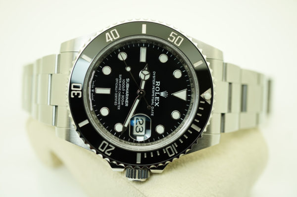 MINT Rolex 126610LN SUBMARINER DATE 41MM NEW MODEL 2022 WARRANTY FULL SET - Image 9