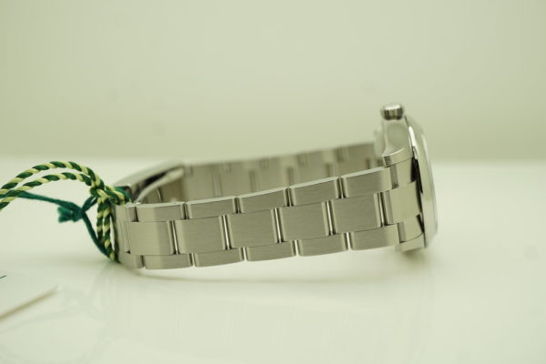 BRAND NEW Rolex 277200 OYSTER PERPETUAL BRIGHT BLACK DIAL 31MM 2022 COMPLETE SET - Image 6