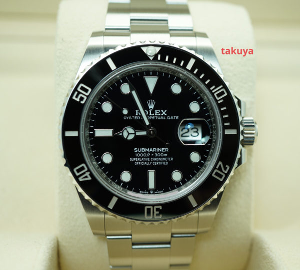 MINT Rolex 126610LN SUBMARINER DATE 41MM NEW MODEL 2022 WARRANTY FULL SET