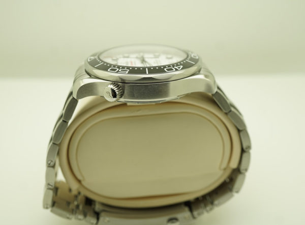 Omega SEAMASTER DIVER 300M WHITE WAVE DIAL BRACELET 2021 COMPLETE SET - Image 4