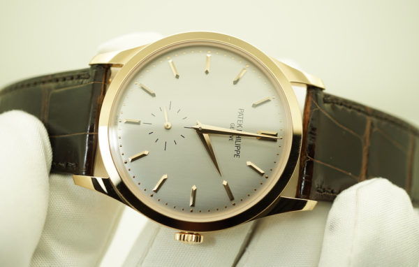 Patek PHILIPPE 5196R 18K ROSE GOLD CALATRAVA SILVER DIAL 37MM 2021 FULL SET - Image 9
