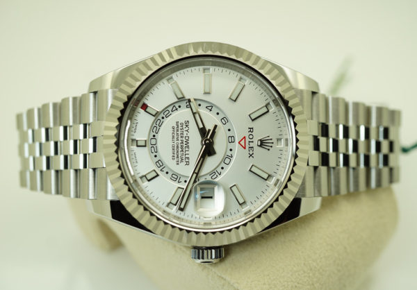 BRAND NEW Rolex 326934 SKY-DWELLER WHITE DIAL JUBILEE BRACELET 2022 FULL SET - Image 9
