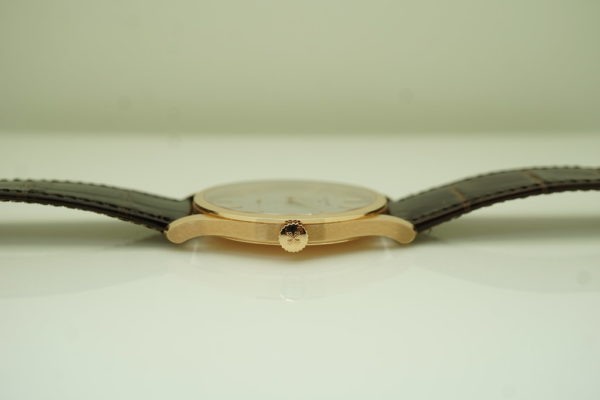 Patek PHILIPPE 5196R 18K ROSE GOLD CALATRAVA SILVER DIAL 37MM 2021 FULL SET - Image 3