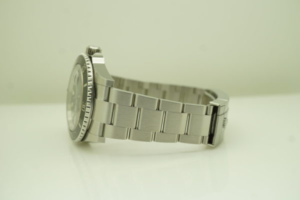 Rolex 126610LN SUBMARINER DATE 41MM NEW MODEL 2022 WARRANTY FULL SET - Image 5