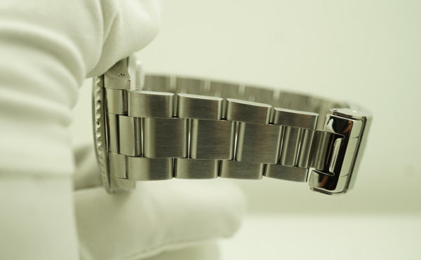 Rolex 14060M SUBMARINER NO DATE 4 LINER RANDOM SERIAL BOXES PAPERS - Image 8