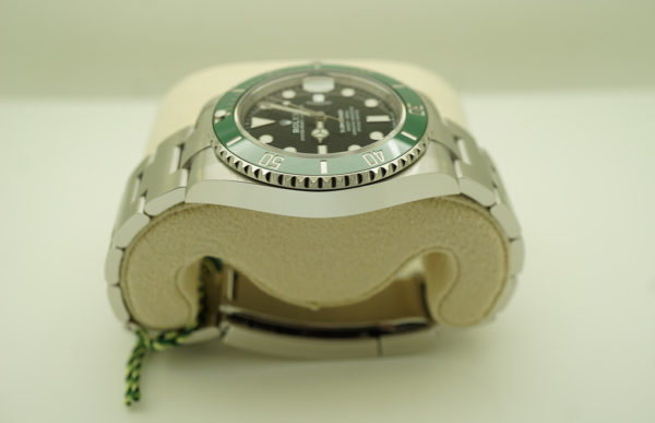 BRAND NEW Rolex 126610LV SUBMARINER GREEN BEZEL STARBUCKS 41MM 2022 FULL SET - Image 4