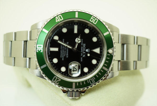 Rolex 16610LV GREEN SUBMARINER 50th ANNIVERSARY V SERIAL FULL SET - Image 10