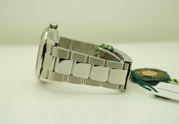 BRAND NEW Rolex 126234 DATEJUST 36 FLUTED BEZEL MINT GREEN DIAL 2022 MODEL FULL SET - Image 5