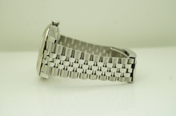 Rolex 126334 DATEJUST 41 FLUTED BEZEL WIMBLEDON DIAL JUBILEE 2021 FULL SET - Image 5