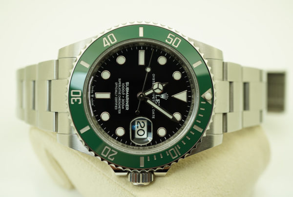 Rolex 126610LV SUBMARINER GREEN BEZEL STARBUCKS 41MM 2022 FULL SET - Image 9