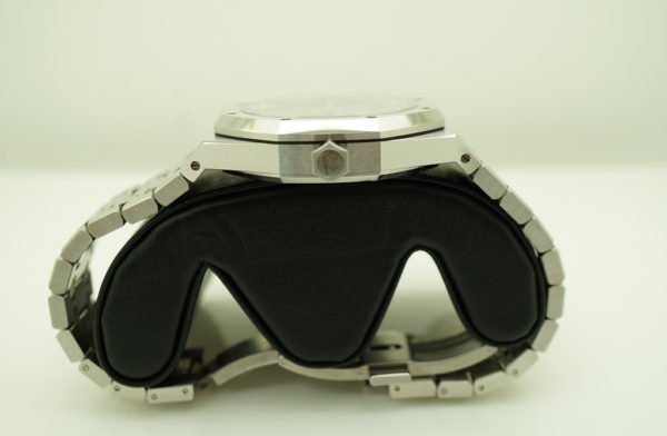 MINT Audemars PIGUET ROYAL OAK 15500ST GREY DIAL 41MM 2021 WARRANTY FULL SET - Image 3