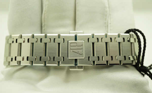 BRAND NEW Audemars PIGUET ROYAL OAK JUMBO 16202ST 50TH ANNIVERSARY BLUE DIAL 2022 FULL SET - Image 7