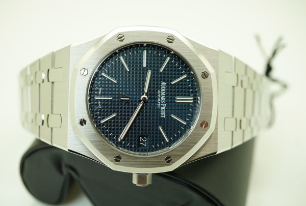 BRAND NEW Audemars PIGUET ROYAL OAK JUMBO 16202ST 50TH ANNIVERSARY BLUE DIAL 2022 FULL SET - Image 9