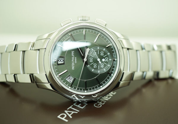 Patek PHILIPPE 5905 ANNUAL CALENDAR CHRONOGRAPH OLIVE GREEN DIAL NEW MODEL 2021 FULL SET - Image 11