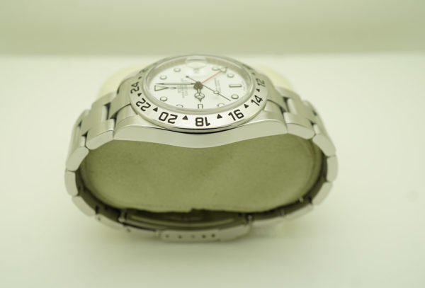 Rolex 16570 EXPLORER II POLAR DIAL 3186 MOVEMENT RSC SERVICED 2022 WARRANTY - Image 4