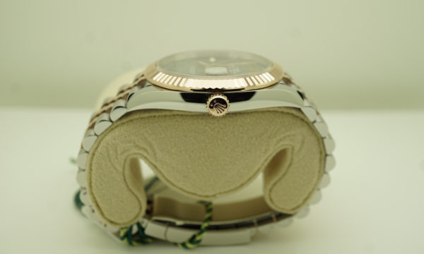 LIKE NEW Rolex 126331 DATEJUST 41 ROSE GOLD STEEL WIMBLEDON DIAL JUBILEE BAND 2022 FULL SET - Image 3