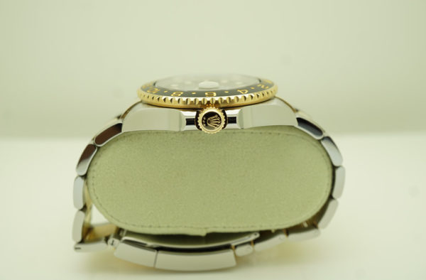 Rolex 116713LN GMT MASTER II 18K YELLOW GOLD STEEL CERAMIC BEZEL FULL SET - Image 4