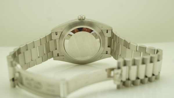 LIKE NEW Rolex 228206 DAY DATE 40 PLATINUM ICE BLUE ROMAN DIAL 2022 COMPLETE SET - Image 8