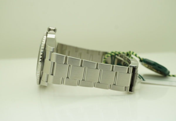 BRAND NEW Rolex 126610LN SUBMARINER DATE 41MM 2022 NEW MODEL COMPLETE SET - Image 5