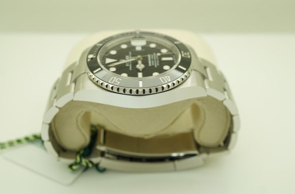 BRAND NEW Rolex 126610LN SUBMARINER DATE 41MM 2022 NEW MODEL COMPLETE SET - Image 4