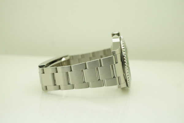 Rolex 126610LV SUBMARINER GREEN BEZEL STARBUCKS 41MM WARRANTY FULL SET - Image 6