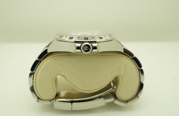 MINT Rolex 226570 EXPLORER 2 POLAR WHITE DIAL NEW MODEL 2021 WARRANTY FULL SET - Image 3
