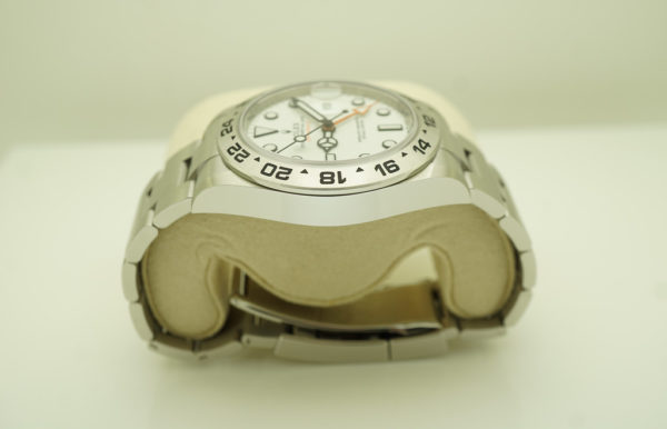 MINT Rolex 226570 EXPLORER 2 POLAR WHITE DIAL NEW MODEL 2021 WARRANTY FULL SET - Image 4