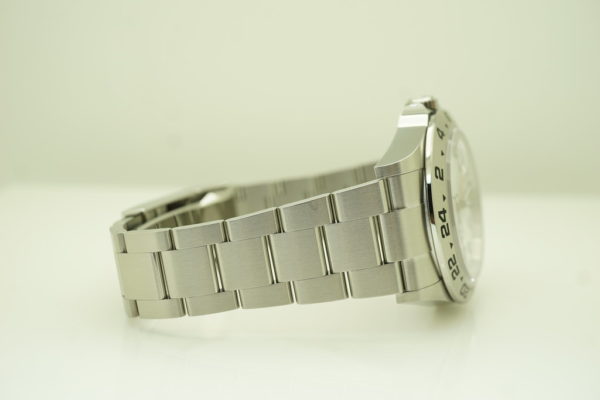 MINT Rolex 226570 EXPLORER 2 POLAR WHITE DIAL NEW MODEL 2021 WARRANTY FULL SET - Image 6