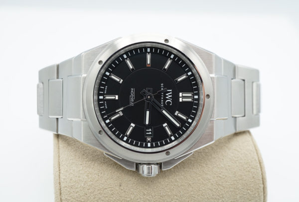 LIKE NEW IWC Ingenieur AUTOMATIC IW323902 BLACK DIAL STEEL BRACELET 40MM FULL SET - Image 9