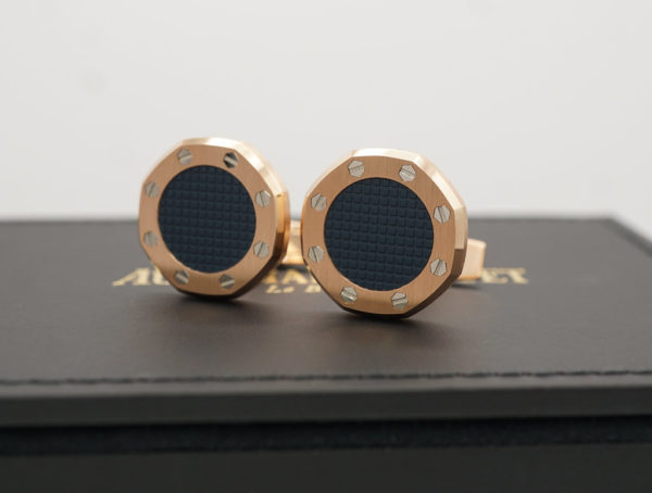 BRAND NEW Audemars PIGUET ROYAL OAK CUFFLINKS 18K PINK GOLD BLUE TAPISSERIE PATTERN - Image 5