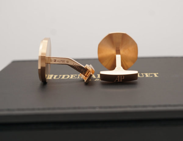 BRAND NEW Audemars PIGUET ROYAL OAK CUFFLINKS 18K PINK GOLD BLUE TAPISSERIE PATTERN - Image 3