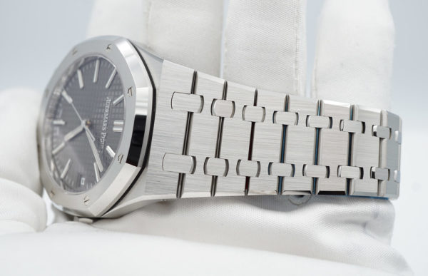 BRAND NEW Audemars PIGUET ROYAL OAK 50th ANNIVERSARY 15510ST GREY DIAL 2022 FULL SET - Image 6