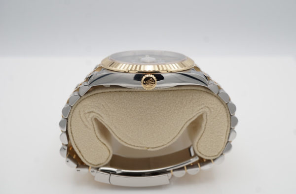 MINT Rolex 126333 DATEJUST 41 YELLOW GOLD STEEL WIMBLEDON DIAL JUBILEE BAND 2022 FULL SET - Image 3