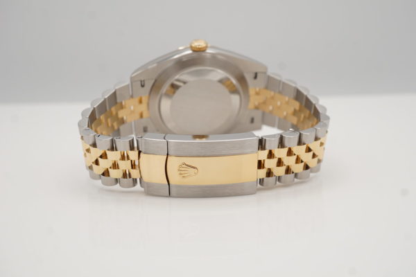 MINT Rolex 126333 DATEJUST 41 YELLOW GOLD STEEL WIMBLEDON DIAL JUBILEE BAND 2022 FULL SET - Image 7