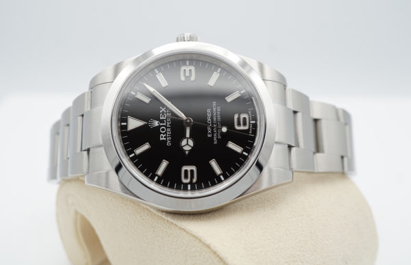 Rolex 214270 EXPLORER I FULL LUME DIAL 39MM DISCONTINUED 2019 FULL SET - Image 10