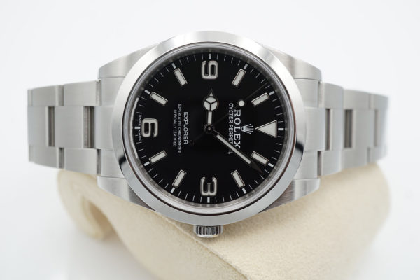 Rolex 214270 EXPLORER I FULL LUME DIAL 39MM DISCONTINUED 2019 FULL SET - Image 9