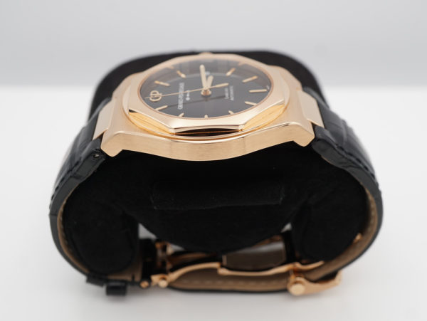 Girard Perregaux LAUREATO 18K ROSE GOLD ONYX DIAL 42MM 2022 FULL SET - Image 4