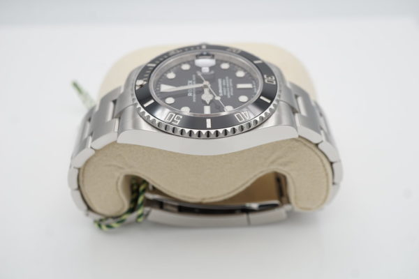 BRAND NEW Rolex 126610LN SUBMARINER DATE 41MM 2022 NEW MODEL COMPLETE SET - Image 4